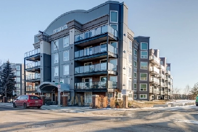 LOCATION LOCATION - reasonably priced at $325,000 Image# 3