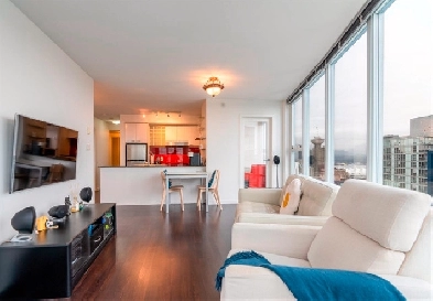 Modern Furnished Bedroom in the Heart of Downtown Vancouver Image# 2