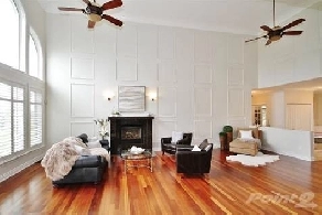 Homes for Sale in Manotick, Ottawa, Ontario $1,950,000 Image# 1