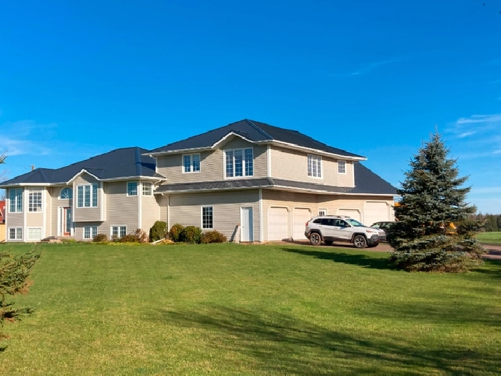 Gorgeous Waterview Home, 1754 Hamilton Road, Kensington in Charlottetown,PE - Houses for Sale