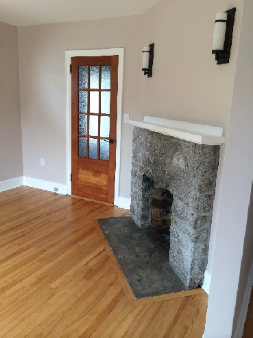 Fabulous 2 Bedroom Fairview Flat - May Image# 6