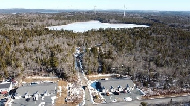 2Bdrm / 2Bath /Garage / Fenced in backyard in Hammonds Plains Image# 10