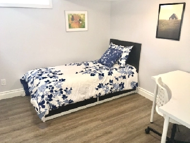 ▶ Quiet Furnished Room for rent Only 4min walk to Algonquin# Image# 4
