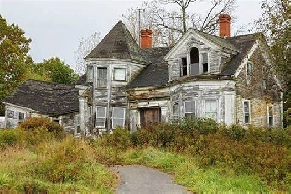 I’m looking for a house to buy in any condition