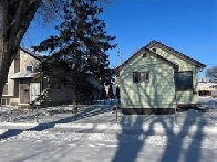 113 Edward Avenue   W  // Winnipeg