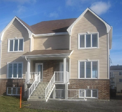 Logement 5 1/2 a louer St-Lin-Laurentides (sur 2 étages) Image# 1