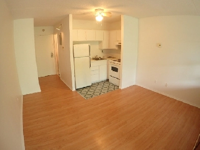 2 1/2 Au cœur de Longueuil