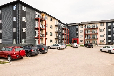 224 670 Hugo Street, Winnipeg, Manitoba Image# 1