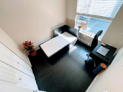 Roommate Needed! Furnished Vancouver room for rent! Image# 1