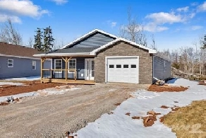 Homes for Sale in Stratford, Prince Edward Island $529,000 Image# 1