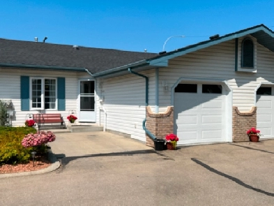 Beaumont 45  bungalow condo for sale Image# 9