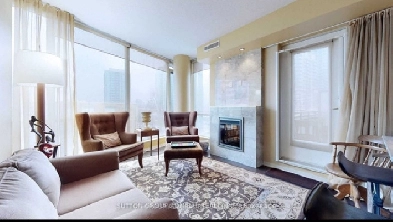 Location!Location! 9Ft Ceilings,869Sq 96Sp Balcony, Beautifully Image# 5