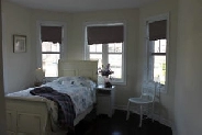 Bright Room Near Algonquin Non-Smoking Image# 8