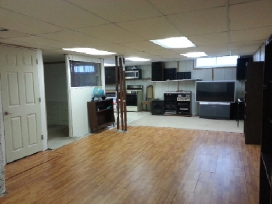 Large Full Basement for $1,000 per month in Central Park Image# 3