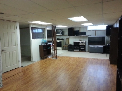 Large Full Basement for $1,000 per month in Central Park Image# 7