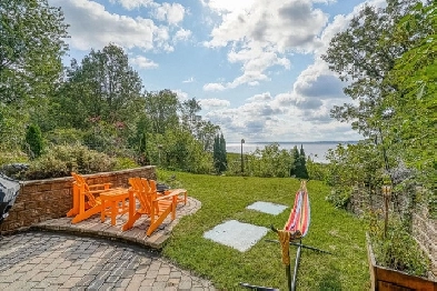 A Relaxing Waterfront Cottage Getaway, on Ottawa River! Image# 1