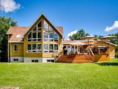 Maison sur le  bord de l’eau à  vendre dans le Pontiac. Image# 5