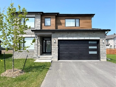 OPEN HOUSE - EXIT Realty Matrix - 792 Namur St, Embrun Image# 7