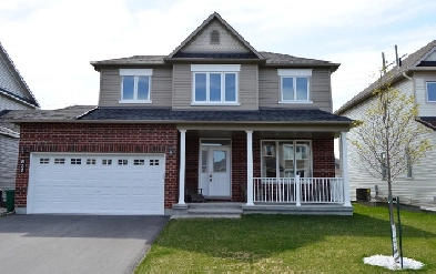 Superb Single Family Home - Capuchon Way Image# 6