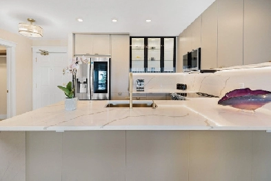 MONTFORT HEIGHTS Newest Renovated Condo Image# 1
