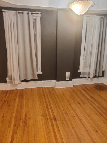 Private room for rent Image# 1