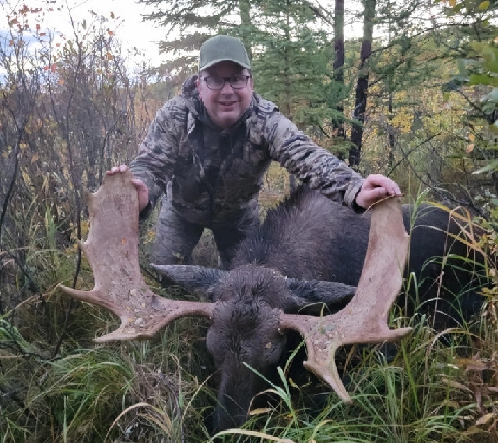 2 quarter sections of the best hunting recreational property. in