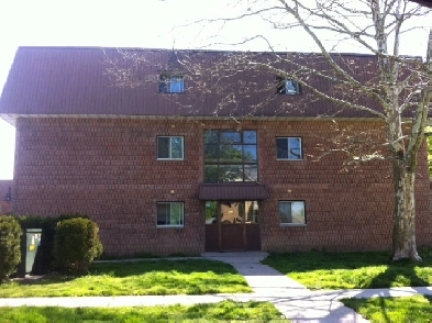 Two Bedroom Apartment in Exeter Ontario Image# 1