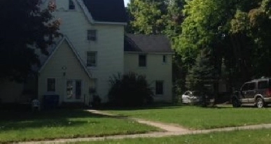 Orillia, 2 bedroom with on site parking, and heat and water incl Image# 1