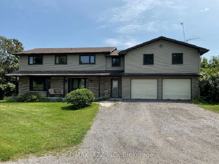 4 Bedroom House and 60 Acres in Oshawa / Durham Region,ON Houses for Sale