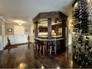 VISITE LIBRE ET DÉBUSATION VIN ET FROMAGE AU 104-6050 LE MESNIL! Image# 1