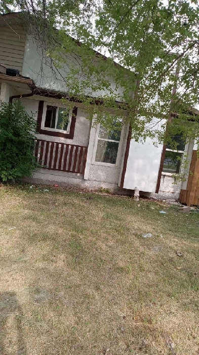 Side by side private sale Image# 1