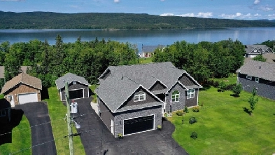 This home in South Brook Point is a testament to luxury living Image# 1