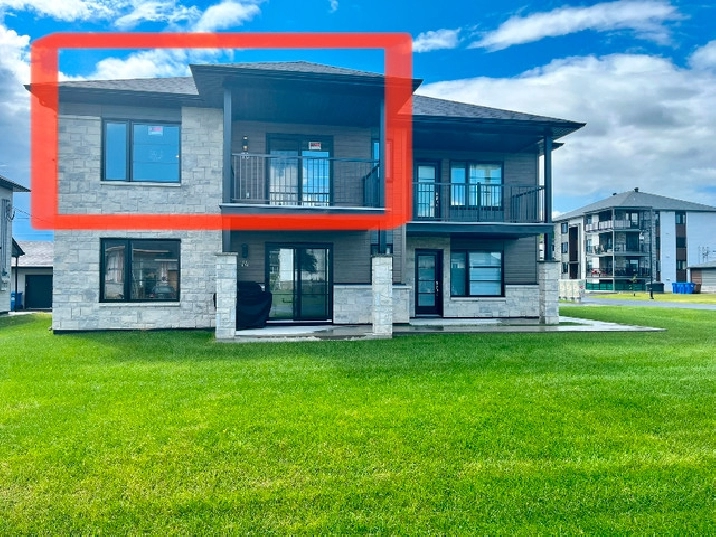 4 1/2 type condo avec GARAGE / SaintCharlesBorommée (Joliette) in
