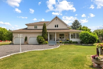 House For Sale | 2843 Wenzel St | 5 Acre Lot | 4 Bed |$1,024,900 Image# 1