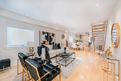 Semi-detached house with basement apartment in Little Italy