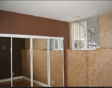 Great location 1 bedroom bi level appartment Sept 24 Image# 7