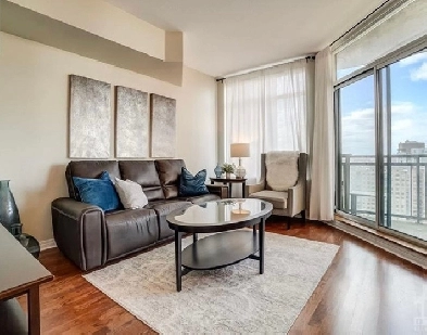 Executive Fully furnished 2BR condo on Laurier Av Ottawa Image# 2
