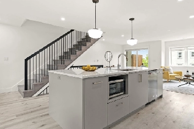 2 bedroom (  nook), 2 bath townhouse Image# 1