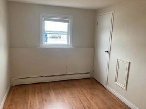 Looking for Roommate Image# 1