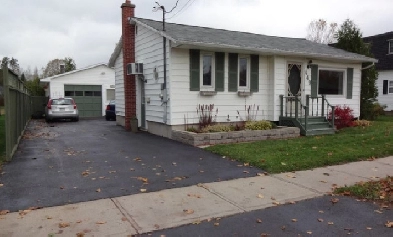 Pet Friendly Whole House, Garage, Yard, Fred North Image# 1