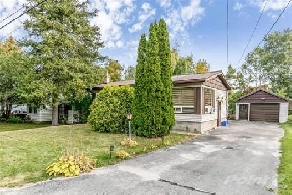 Homes for Sale in Port McNicoll, Ontario $569,770 Image# 1