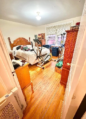 2 Bedroom Extra Large Downtown (Open Now) - Dog & Cat Friendly Image# 1