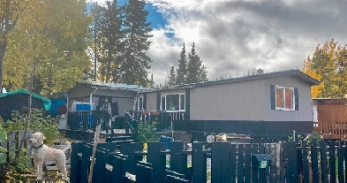 Mobile Home FOR SALE in Northland Park, Whitehorse, Yukon Image# 9