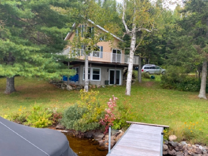 Chalet au bord de l'eau 4 saisons Lac de l'Est Disraëli Paroisse in
