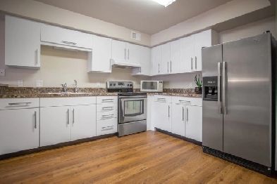 3 Bedroom Available | CALL NOW! Image# 6