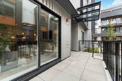 Elegant Garden Home for Rent in East Vancouver - 3 Bedroom 2 Bat Image# 1