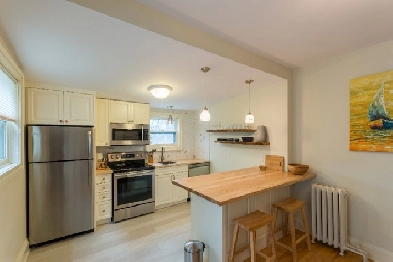 Beautiful 2 Bedroom 2 Bath in great neighborhood Image# 1