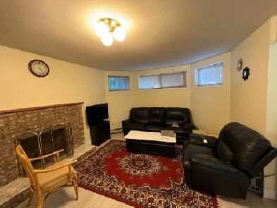 LOOKING FOR 1 PERSON TO SHARE 1 BDRM IN A 2 BSMT SUITE Image# 1