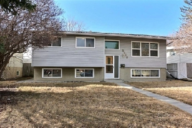 Great home for rent in Northglenmore Park Image# 1