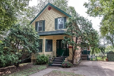 Unique character home at 1580 Wolseley call 204-285-8922 Image# 5